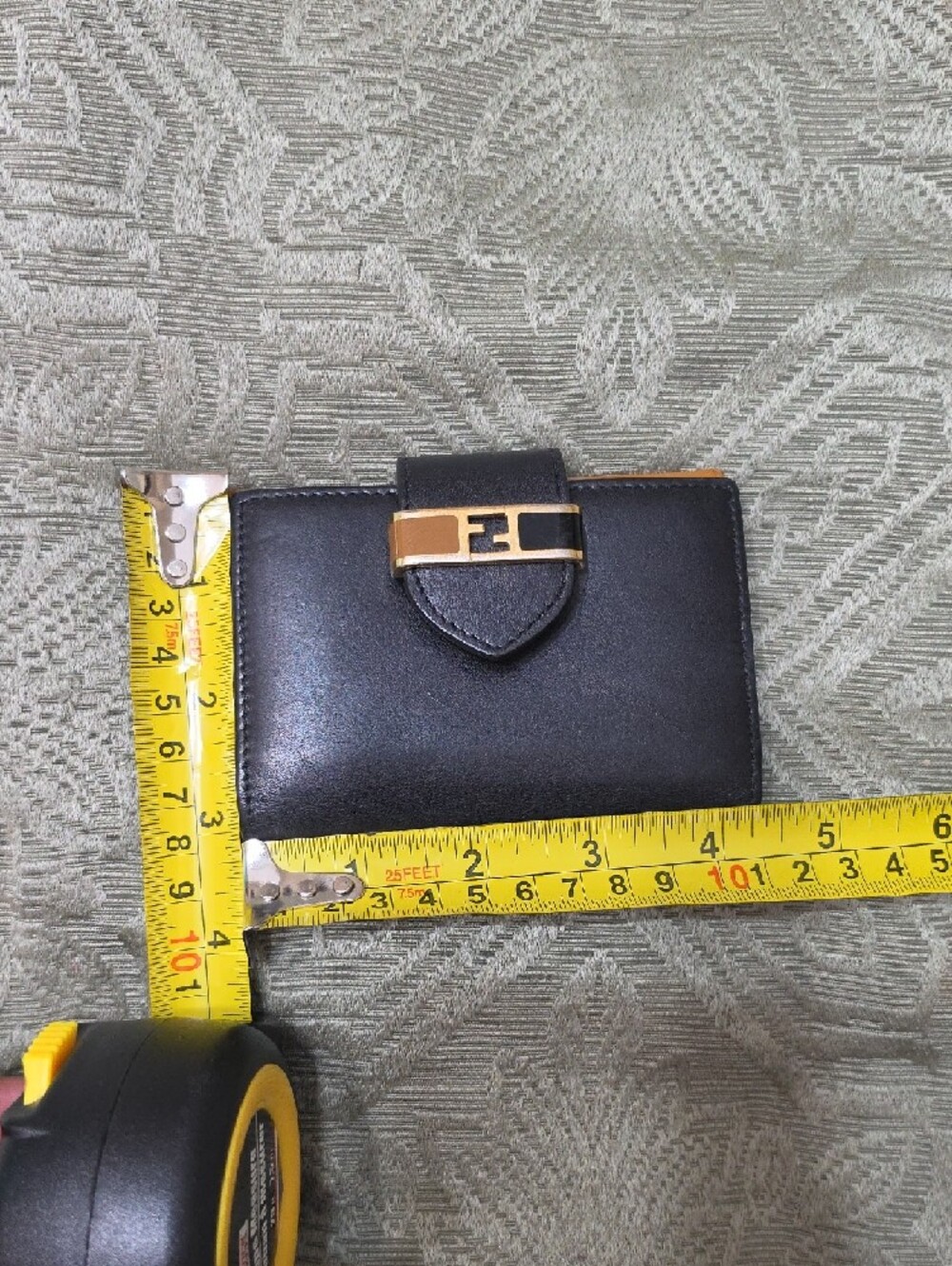 Fendi Vintage Black Leather Wallet with Gold Accent - Picture 2 of 15